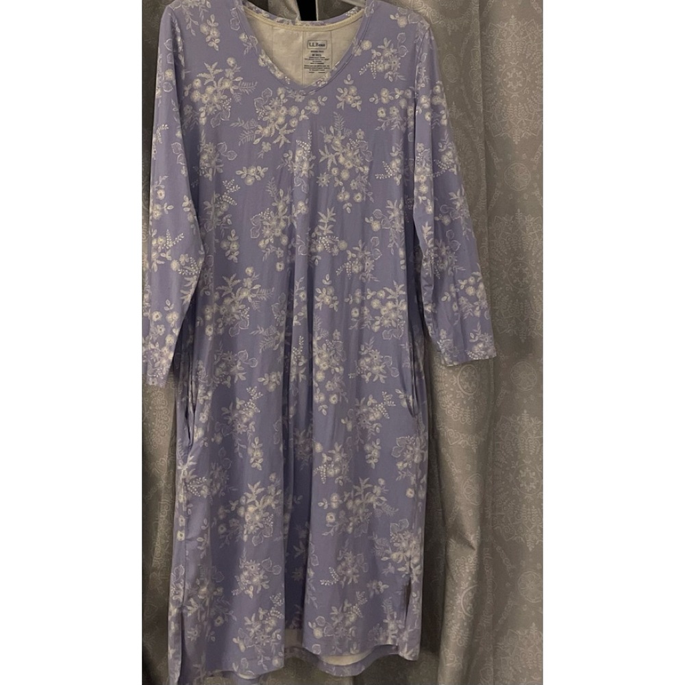 L.L. Bean floral print long sleeve nightgown SZ M-Reg